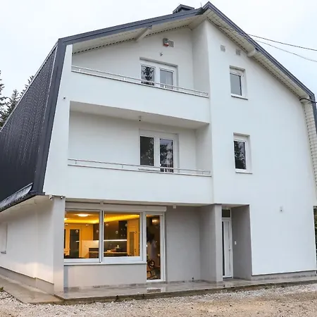 Planinska Kuca Colmar Apartment Jahorina